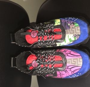 Versace Chain Reaction